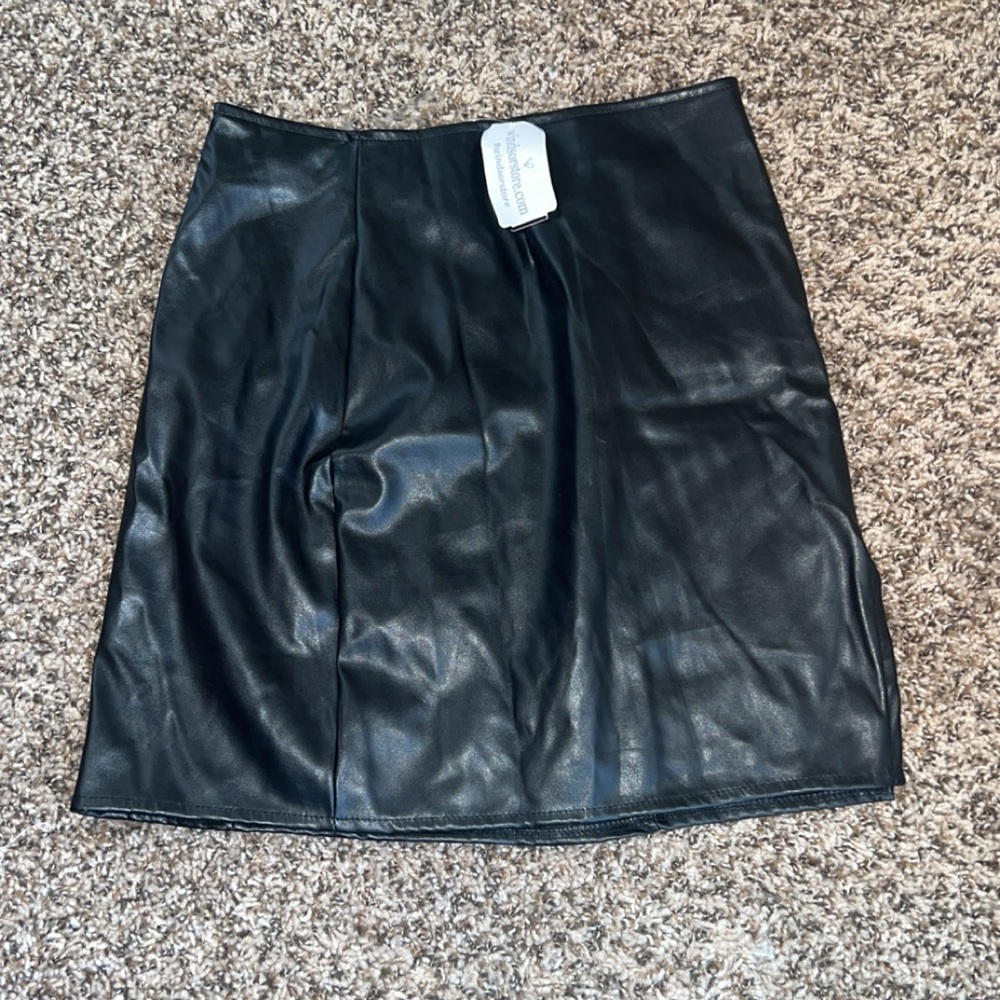 Black pleather skirt